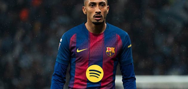 الهلال يقدم عرضًا للتعاقد مع نجم برشلونة